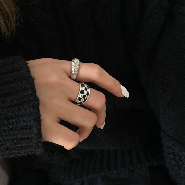 Classical checkered silver ring - Image 5