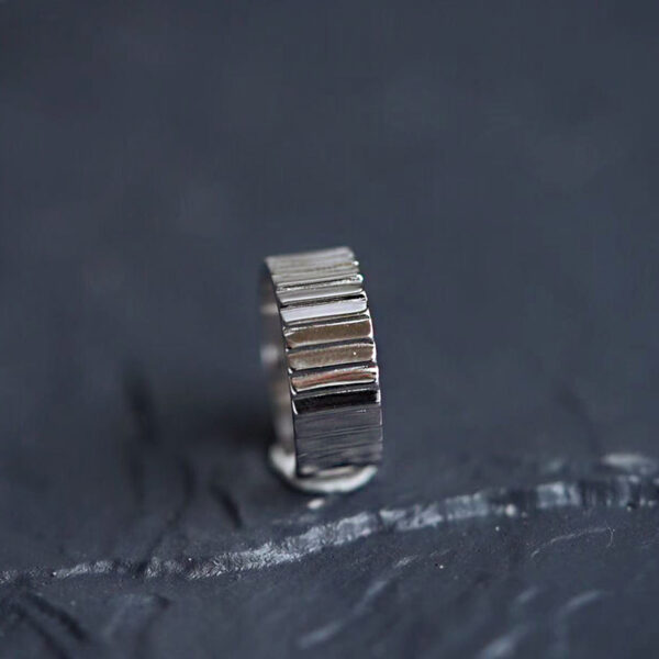 Vertical striped silver ring - Image 7