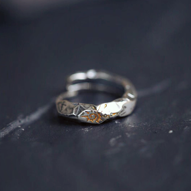 ‘Eye of the sun’silver earrings