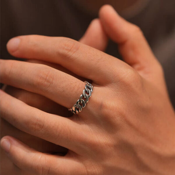 Chain style silver ring - Image 6