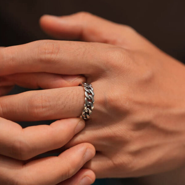 Chain style silver ring - Image 4